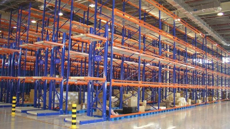 塑料周转箱模具生产：揭秘其核心工艺与选型要点